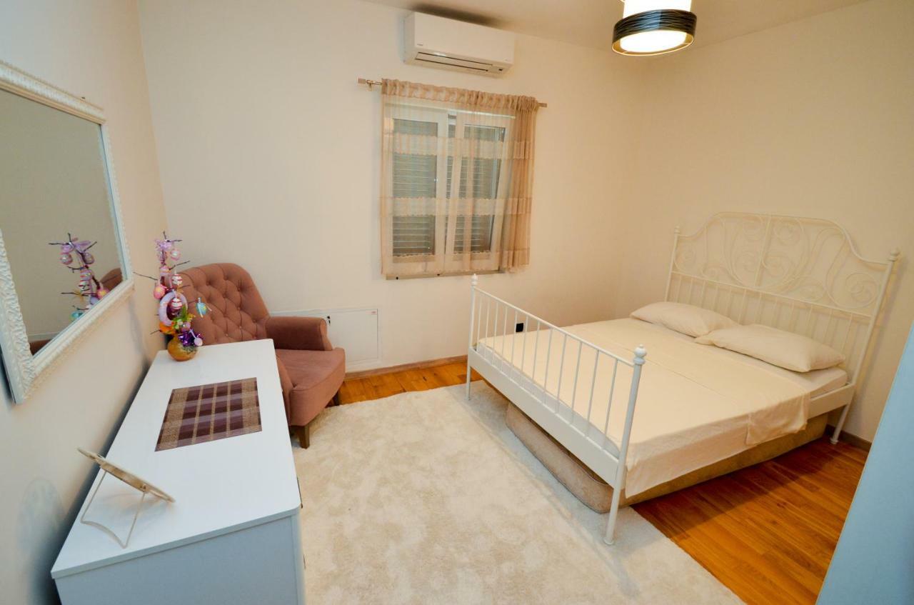 Apartment Radulovic Kotor Luaran gambar